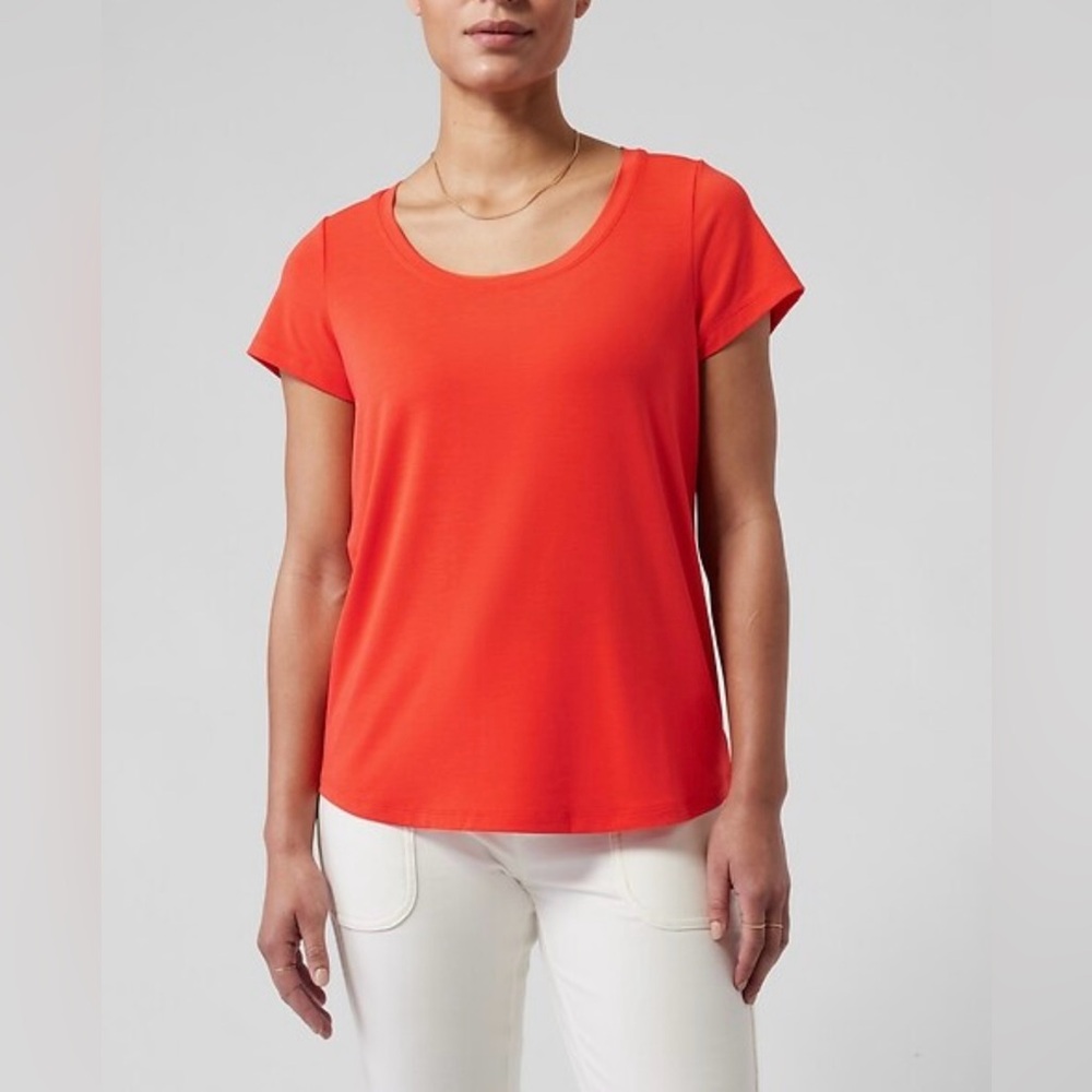 Athleta Stratus II Tee T-Shirt Size XL